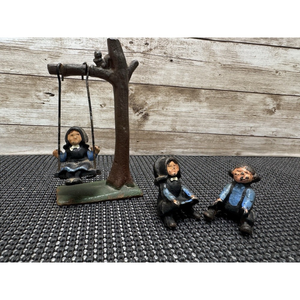 Vintage cast iron Amish Children Playing - Swing